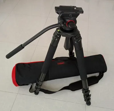 Miliboo M702A Video Tripod with Fluid Head – Load Capacity 15kg, Height 41–203cm, Like New