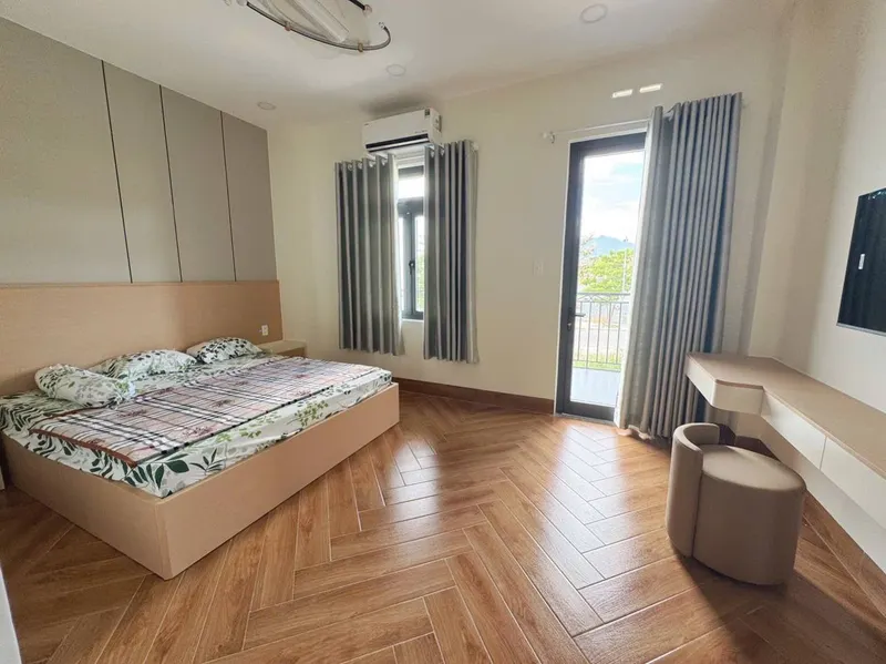 3卧室房屋出租 – 梅嘉区，270平方米，配备齐全，允许养宠物 — 4/9