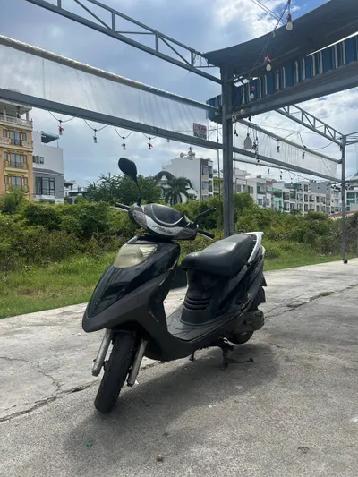 Sym Attila 2009 Scooter for Sale – Blue Card, Smooth Engine, Minor Repairs Needed