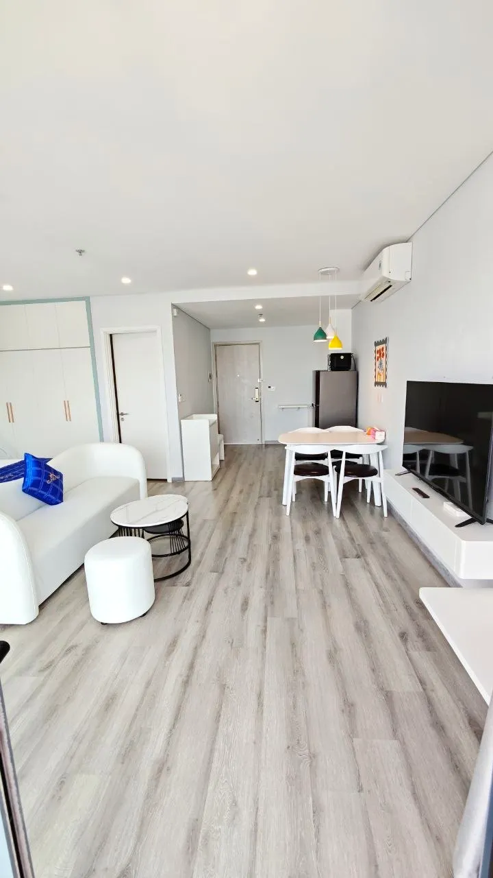 Căn hộ studio cho thuê tại trung tâm Nha Trang – 14 triệu VND/tháng — 8/10