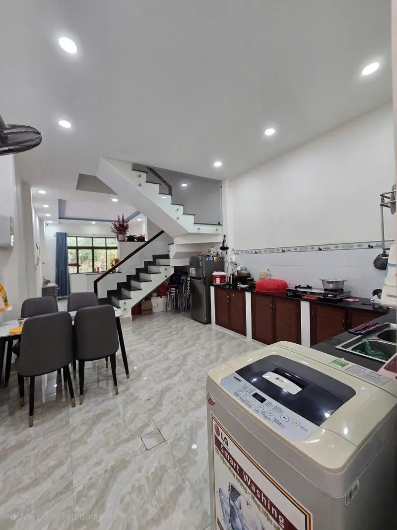 Nhà cho thuê ở phía bắc Nha Trang – 2 phòng ngủ – 15 triệu VND/tháng — 2/9
