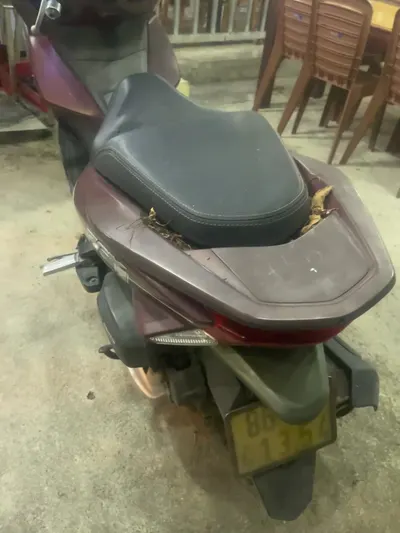 Honda PCX – Thế hệ 2