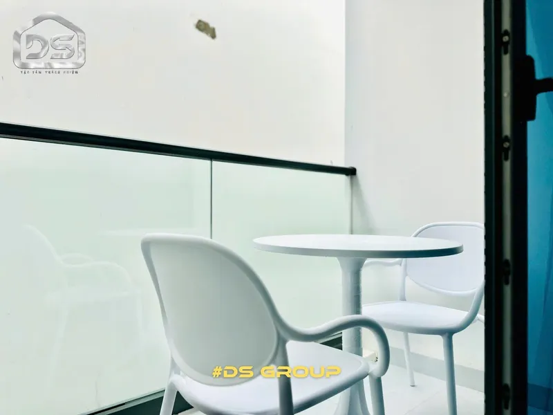 Căn hộ studio cho thuê trên đường Tran Phu (phía bắc) – 9 triệu đồng/tháng, ban công, máy giặt — 3/4