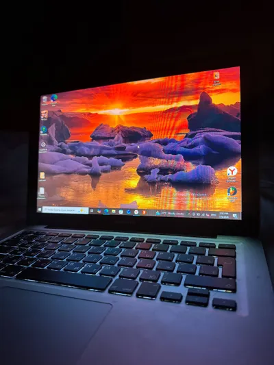 MacBook Pro 2012 – Intel Core i5, 4GB RAM, 112GB SSD, Windows 10 & macOS