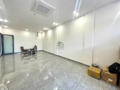 신규 상업용 공간(50㎡) 별도 입구 – 월 1300만 VND