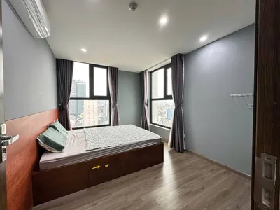HUD 복합단지의 새로운 3침실 코너 아파트 임대 – 월 2600만 동