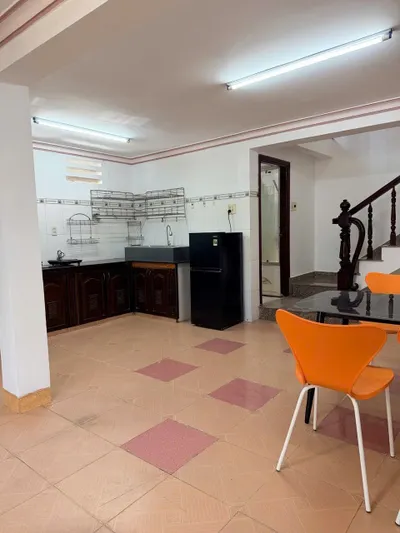 Cho thuê nhà 3 tầng tại Bàn Cờ, Nam Nha Trang – 15 triệu VND/tháng