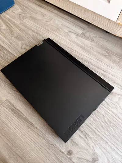 Lenovo Legion 5 15IMH6 游戏笔记本电脑 – RTX 3050、16GB RAM、512GB SSD – 1400 万越南盾