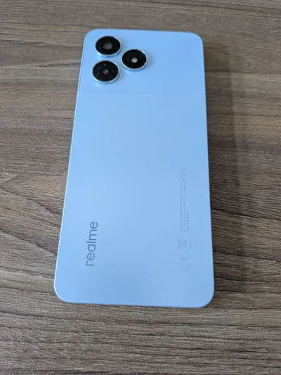 Телефоны Realme C51 и Google Pixel – б/у и в отличном состоянии