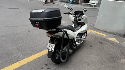 本田 PCX 2018, 125cc — 15 000 公里，状况极佳 — 33 000 000 越南盾