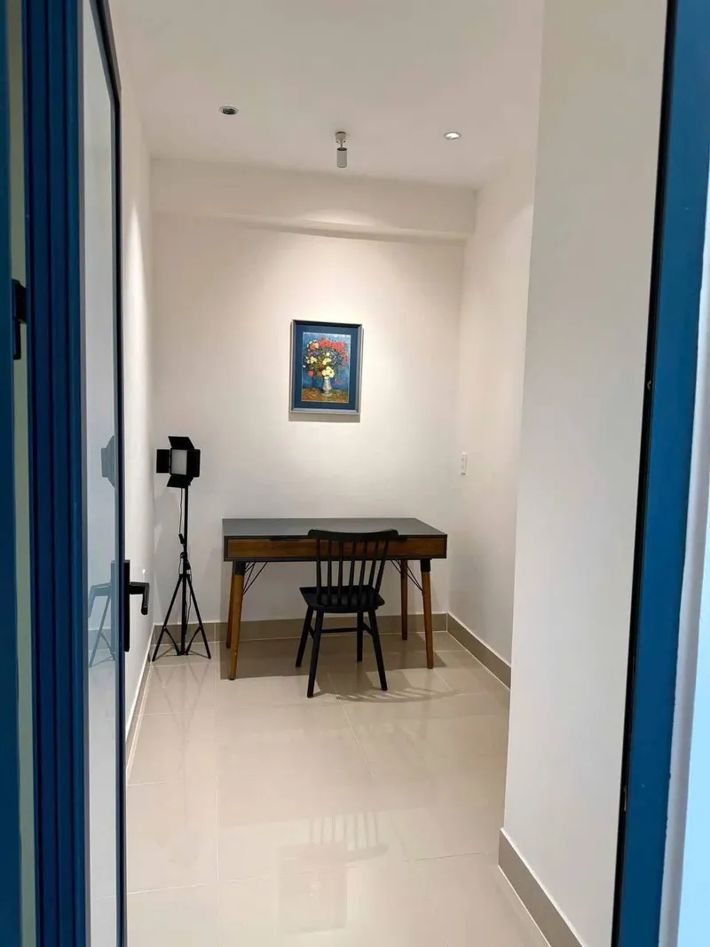 Căn hộ 2 phòng ngủ cho thuê trong khu Napoleon, phía bắc Nha Trang – view biển, ban công – 18 triệu VND/tháng — 7/8