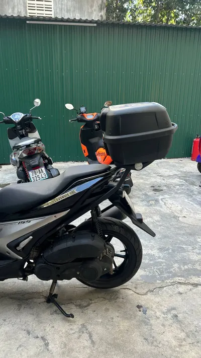 NVX 155 Scooter – 2017, Top Box & Backrest