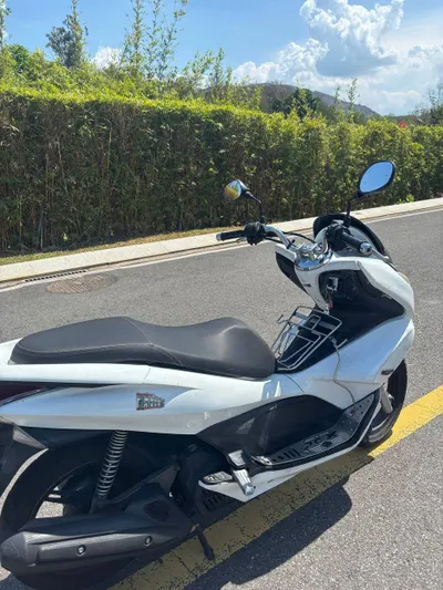 Honda PCX 125 2013 – Xe scooter thành phố đáng tin cậy