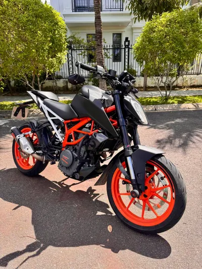 KTM Duke 390, 2018 – Полностью обслужен, выхлоп Black Cat, шины Pirelli