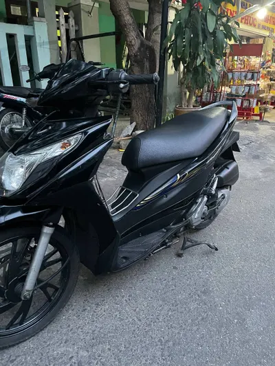 Suzuki Hayate 125 Motorcycle 2014 – Used, Reliable, with Helmet, 5.5 Million VND