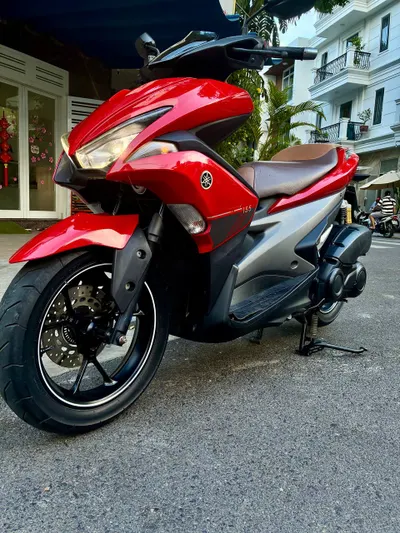 Yamaha NVX 155 (2017) - Red Motorcycle for Sale