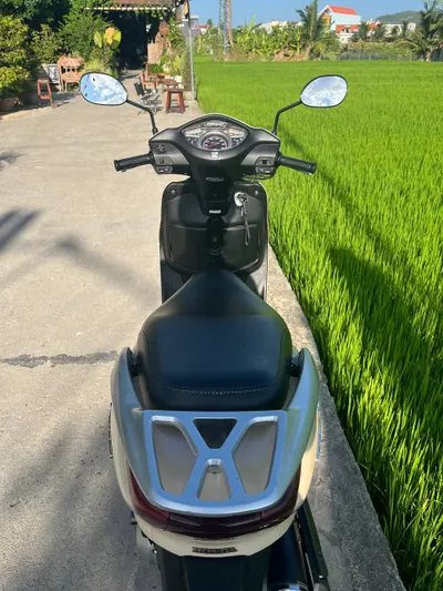 Honda Lead 110 Scooter – Fuel-Injected, Well-Maintained