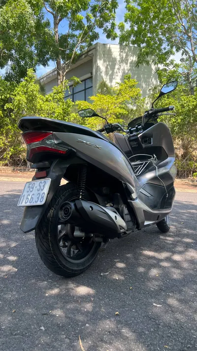 本田 PCX 2019 – 完全保养的踏板车，配新轮胎