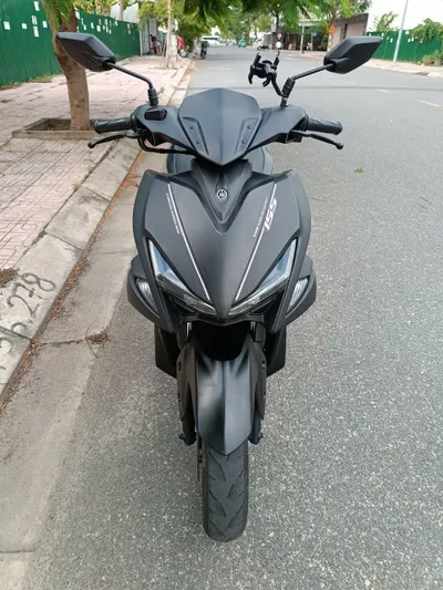 야마하 NVX 155cc 오토바이 판매 – 완벽한 유지보수, 스마트 키, ABS, 휴대폰 거치대 & GPS 추적기, 헬멧 포함