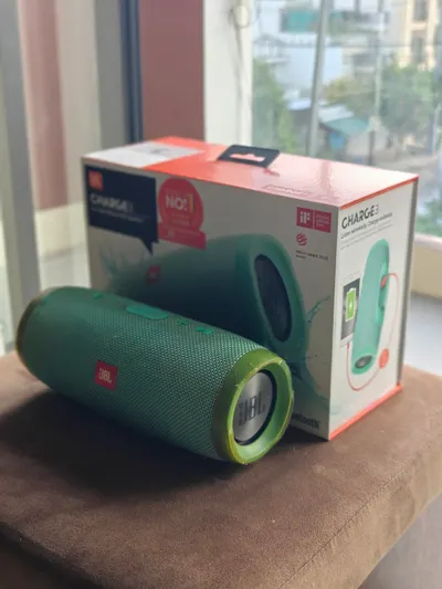JBL CHARGE 3 оригинальная колонка с звуком Harmon Kardon