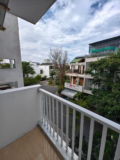 Cozy Apartment for Rent in Western Nha Trang – 7 Million VND/Month, Quiet Area with Two Balconies
