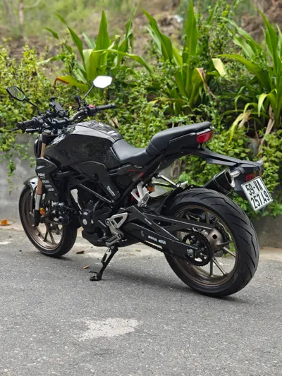 Honda CB300R Motorcycle for Sale – Excellent Condition, Thailand Assembly, Recently Serviced