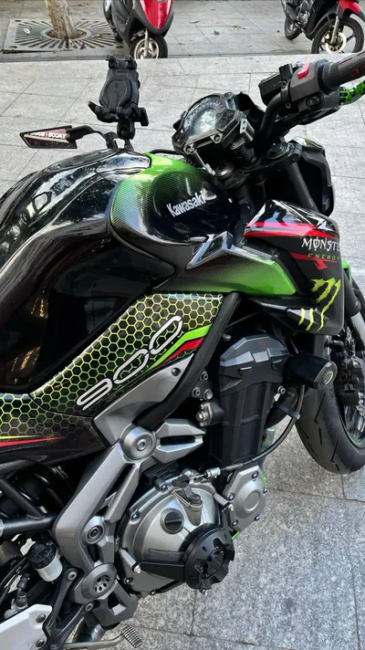 Мотоцикл Kawasaki Z900 2016 – 65 000 км, новая плёнка, выхлоп Yoshimura, резина Pirelli – 125 000 000 VND