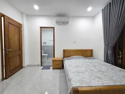 Nhà cho thuê ở phía Bắc Nha Trang, cách biển 400m – 5 phòng ngủ, đầy đủ nội thất, thang máy – 25 triệu đồng/tháng