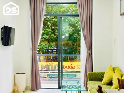 Căn Hộ 2 Phòng Ngủ Rộng Rãi Có Ban Công – Trung Tâm Hồng Bàng