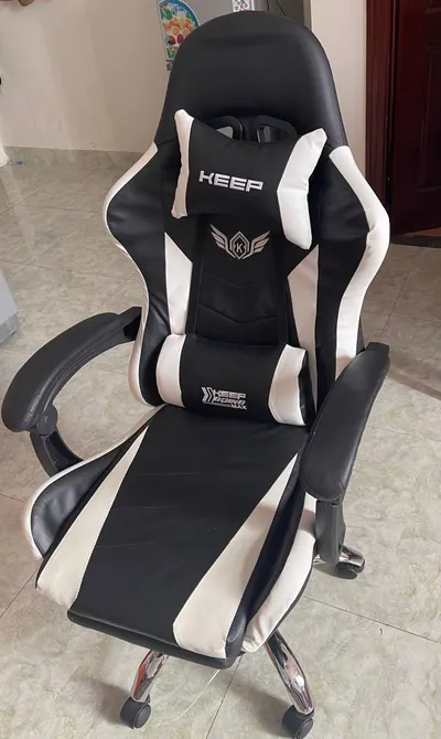 Chair and 50cc Scooter for Sale – North Nha Trang
