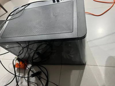Bán PC chơi game cao cấp – 52,5 triệu (USDT) – tặng kèm màn hình 24" 240Hz
