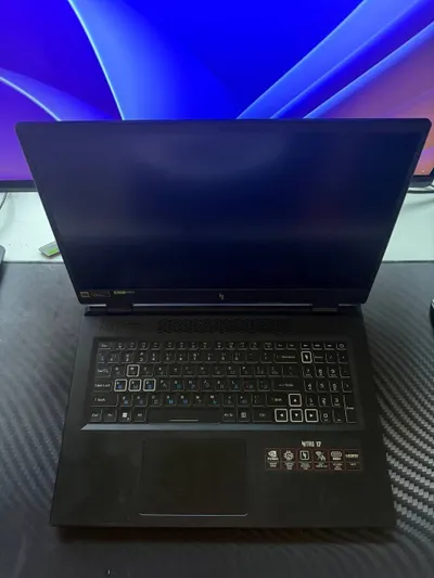 Продается игровой ноутбук Acer Nitro 17 – AMD Ryzen 7, RTX 4070, 32ГБ ОЗУ, 2ТБ SSD