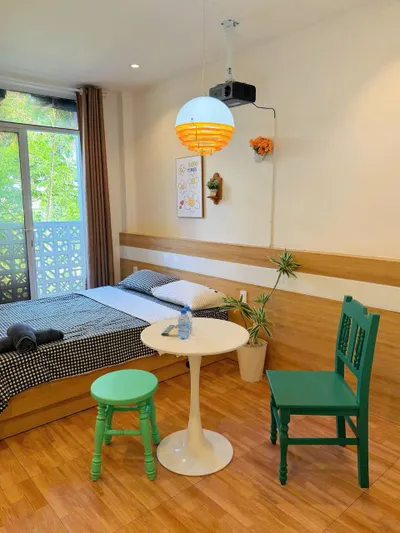 Căn hộ studio Hà Quang, phía tây Nha Trang – 8 triệu VND/tháng, cho phép nuôi thú cưng, hợp đồng 6–12 tháng