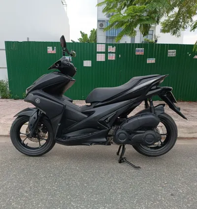 Bán xe máy Yamaha NVX 155cc – chìa khóa thông minh, ABS, GPS tracker, tặng mũ bảo hiểm