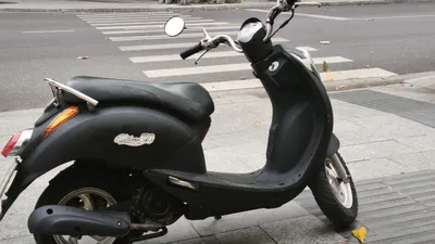 SYM Elite 50cc 踏板车 – 1050万越南盾