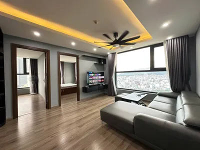 HUD 복합단지의 새로운 3침실 코너 아파트 임대 – 월 2600만 동