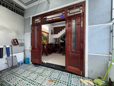 设备齐全的3层房屋出租 – 芽庄北部 – 2间卧室 – 1200万越南盾/月