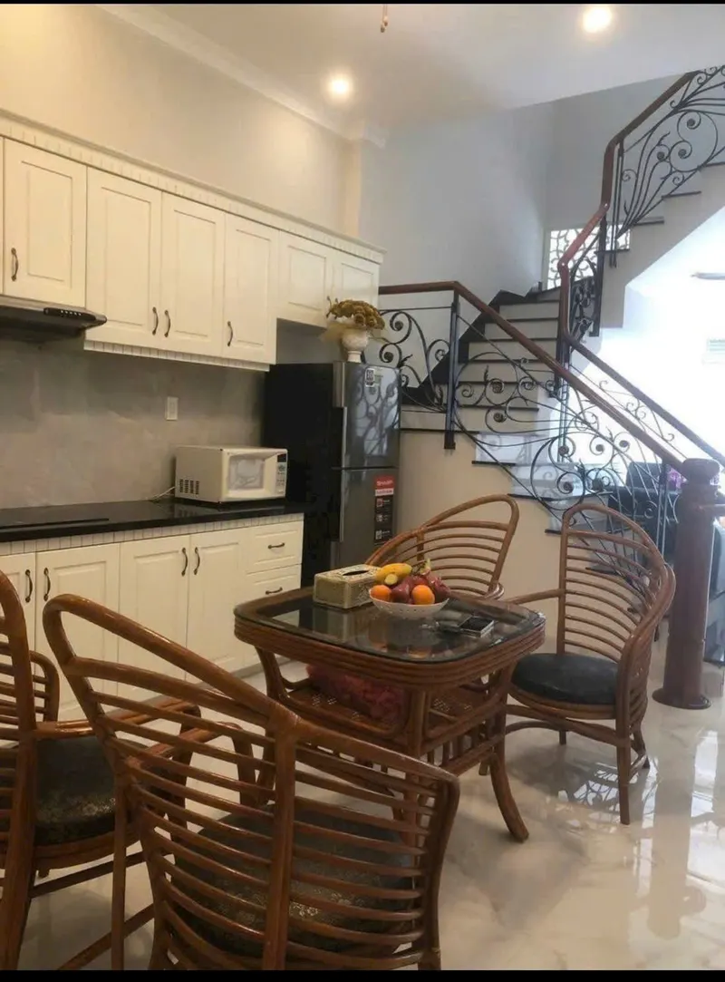 Cho thuê nhà 4 phòng ngủ tại Hòn Khiêm, Bắc Nha Trang – 20 triệu VND/tháng — 3/7