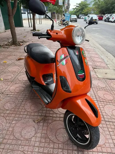 Vespa 스쿠터 1998년식 - 이탈리아 디자인, 최상의 상태 - 8,000,000 ₽