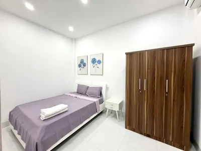 2-Bedroom House for Rent in Vĩnh Phước – 2 Floors, Garden, Near Hòn Chồng Beach – 13,000,000 VND/Month