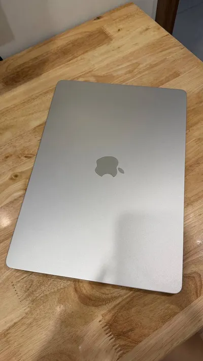 MacBook Air 15 M2 (2023) 8/256 GB, Starlight