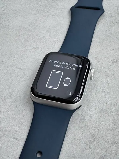 Apple Watch SE (GPS, 2세대) 40mm – 320만 동