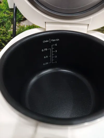 Tefal 전기밥솥 0.7L – 정품, 우수한 상태