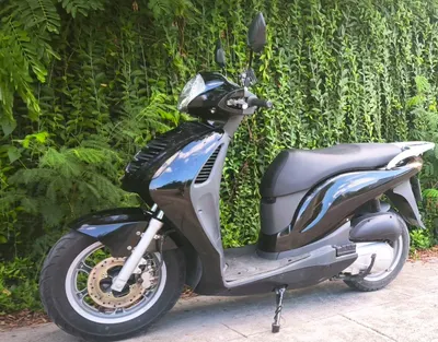 혼다 PS 150cc 오토바이 – 2007년형, 이탈리안 디자인, 검은색