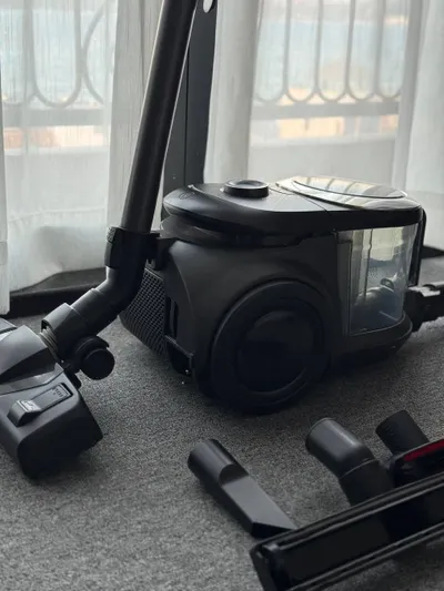 Toshiba Powerful Vacuum Cleaner – 1.1M VND
