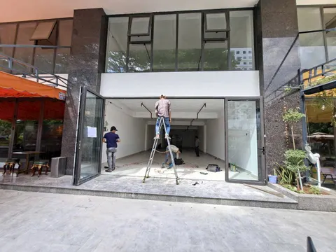 Commercial Shophouse (CT3 Vinh Diem Trung) – 226 m², 2 Floors, 18M VND/Month