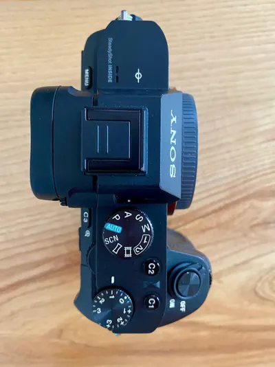 Sony A7M2 미러리스 카메라 + Sony FE 24-105mm 렌즈 – 완전 세트