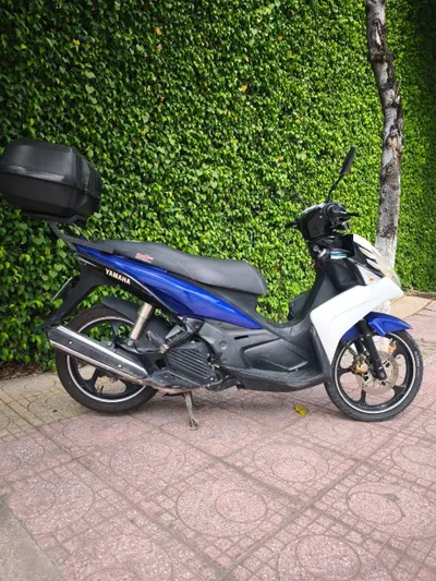 야마하 Nouvo 5 125cc 스쿠터 판매 - 최근 정비됨, 완벽한 상태, Givi 탑박스 포함