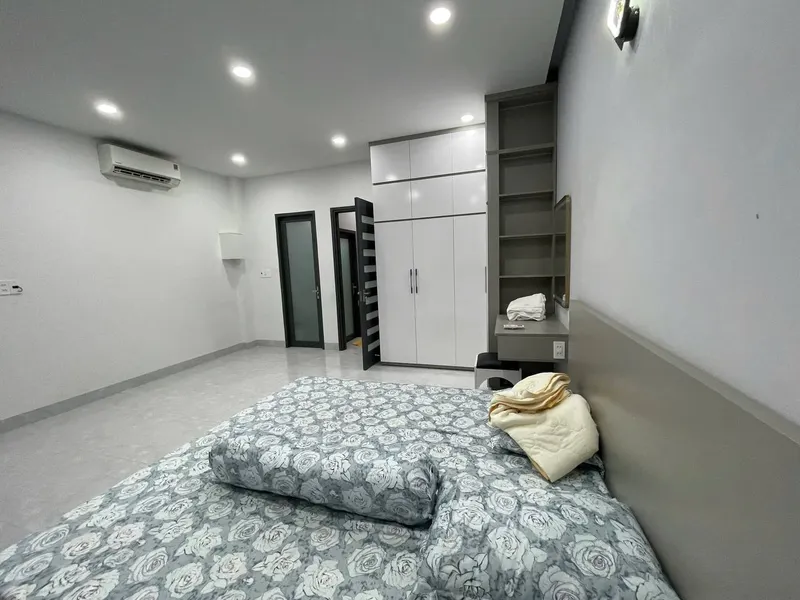 Nhà cho thuê đầy đủ nội thất, gần siêu thị Go – 110 m² – 3 phòng ngủ – 20 triệu VND/tháng — 7/8