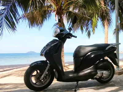 Honda PS 150cc – 2007 года, итальянский дизайн, черный